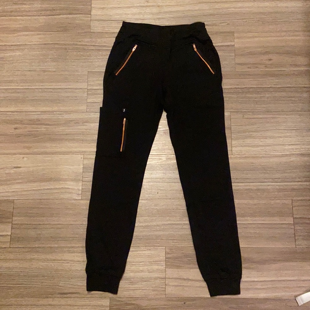 JAANUU Rose Gold Trimmed 10-Pocket Jogger